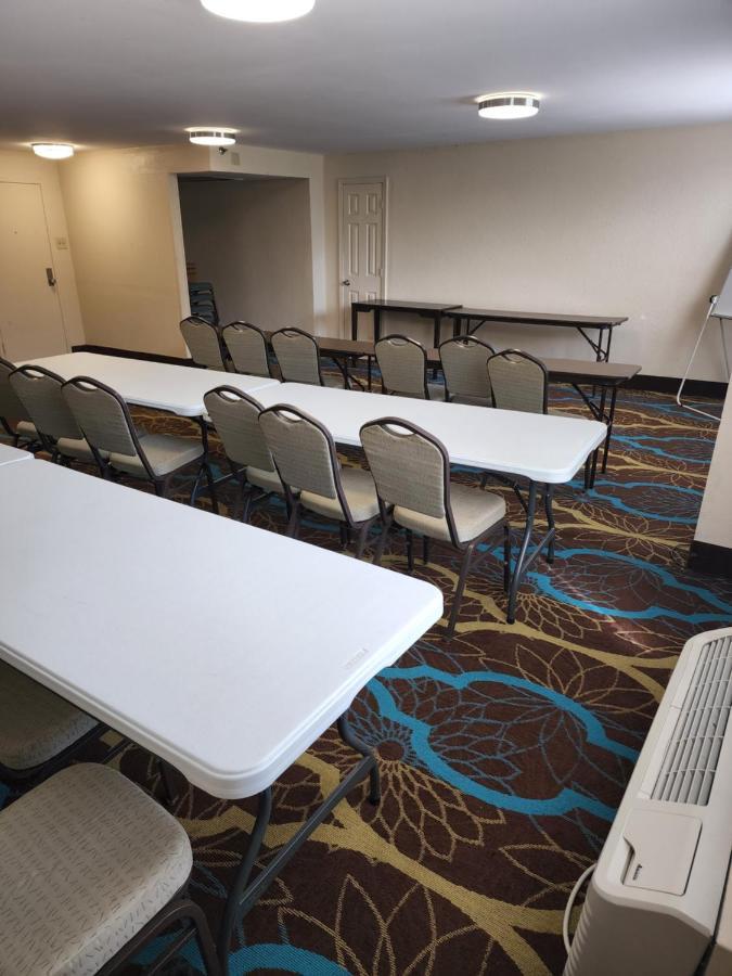 Red Roof Inn Knoxville Central - Papermill Road Extérieur photo