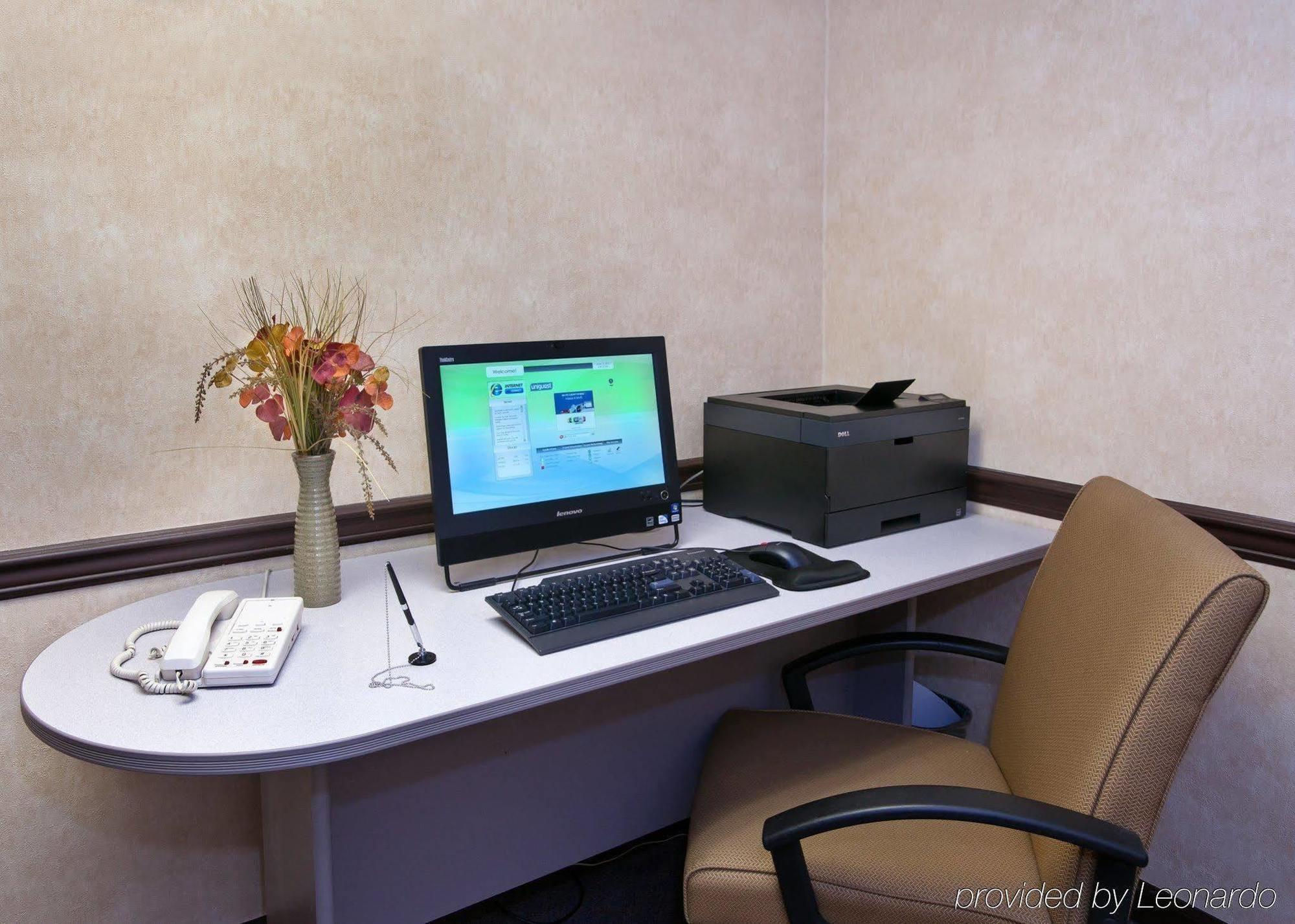 Red Roof Inn Knoxville Central - Papermill Road Extérieur photo